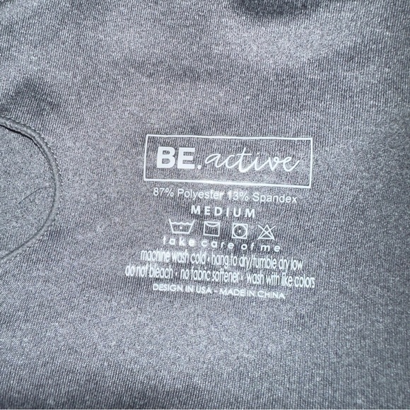 Be. Active Bra Womens Medium Lilac Floral Sport Workout Athletic Gym Casual - Picture 2 of 8